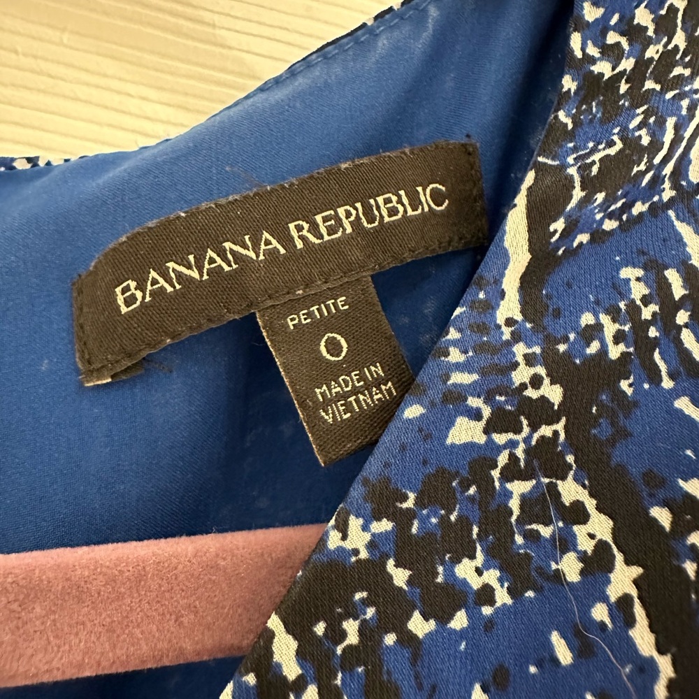 Banana Republic Tiered Ruffle Dress - Size 0 Petite - Picture 4 of 6